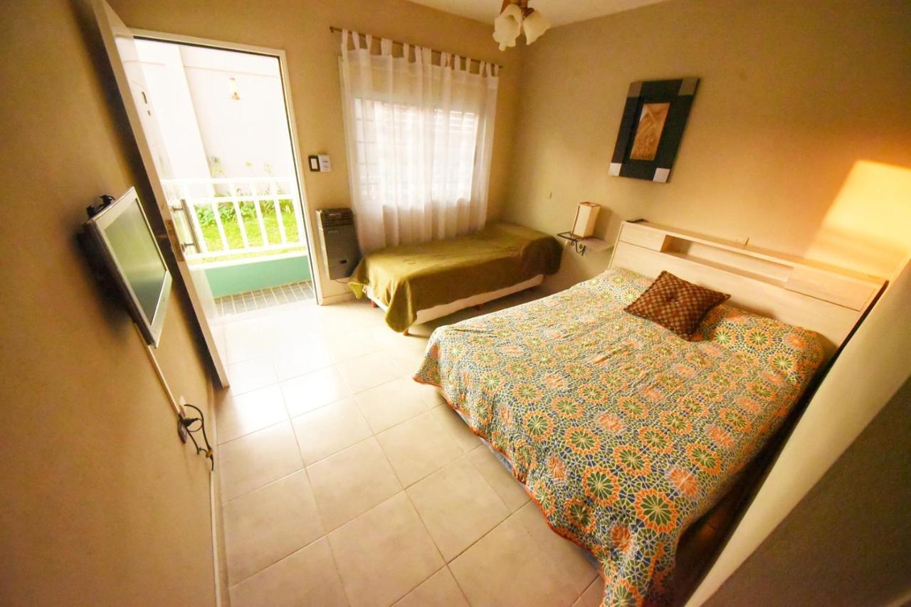 Maktub Departamentos Y Habitaciones Alta Gracia Zimmer foto
